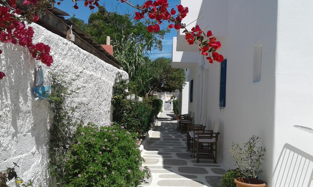 Angela's Guest house 2*
